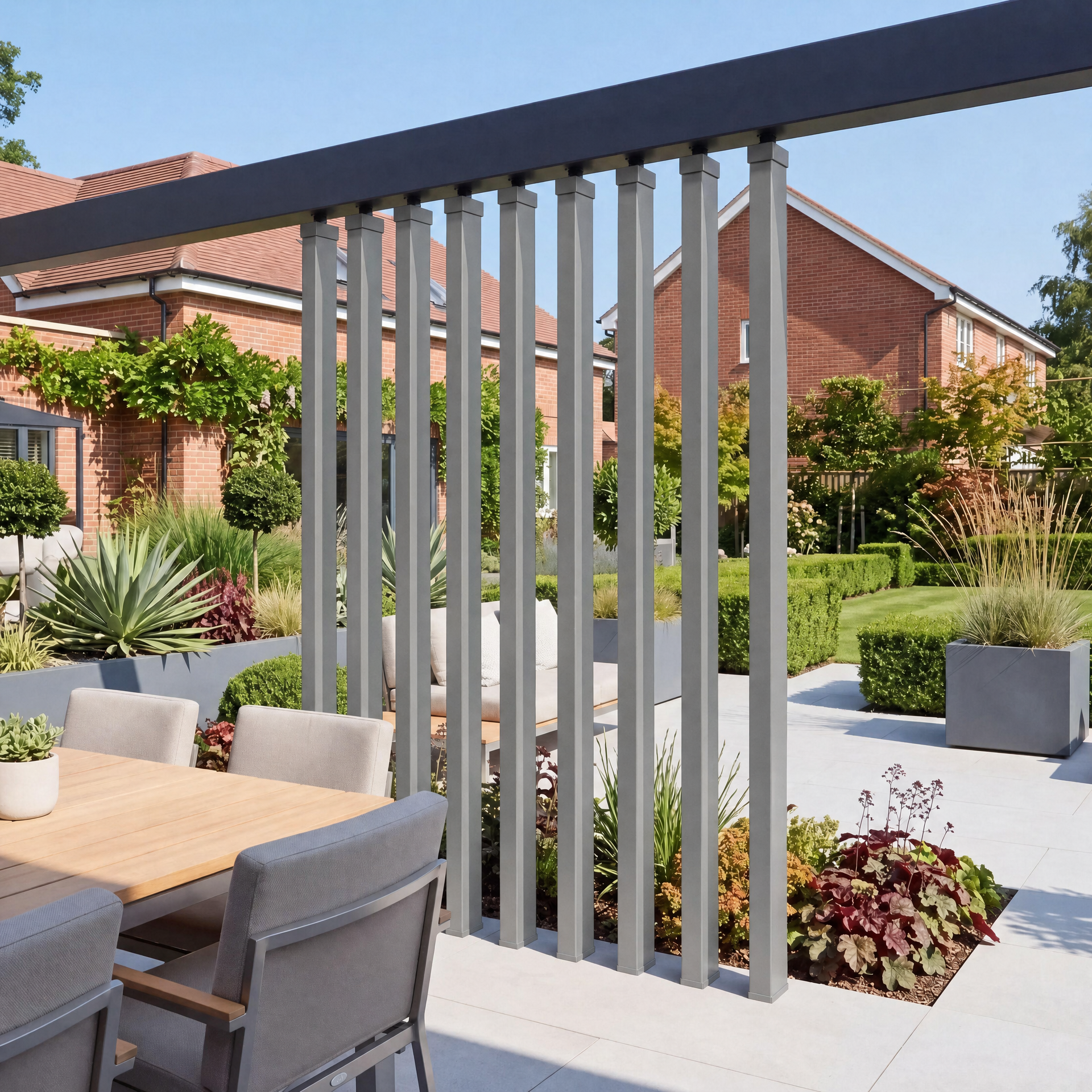 Premium Slatted Garden Divider – 280cm (Multiple Colours)